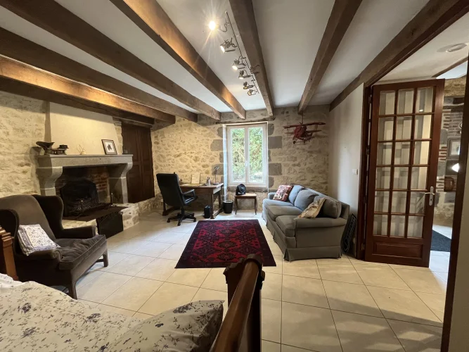 Stunning 2 Bed Dwelling with a Large Barn and Separate Cottage to Renovate photo 4