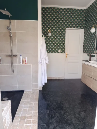 Charming Renovated House with Lovely Gardens, Garage & Basement (Ideal Gite / Guest Accommodation) photo 5