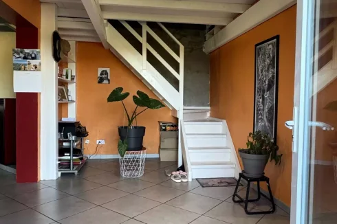 A Gorgeous Country House with Mountain Views photo 4