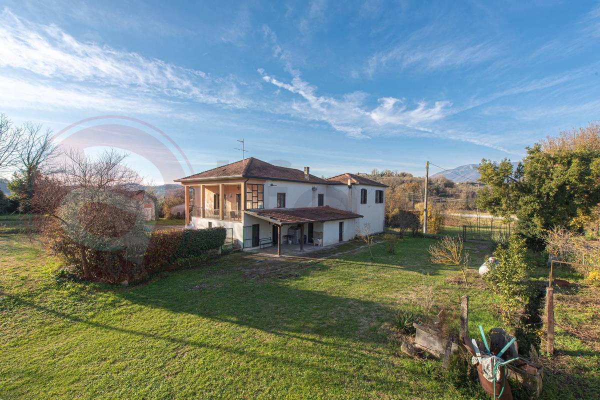 2 bedrooms detached house, 280 m² Arpino, Frosinone (province) photo 4