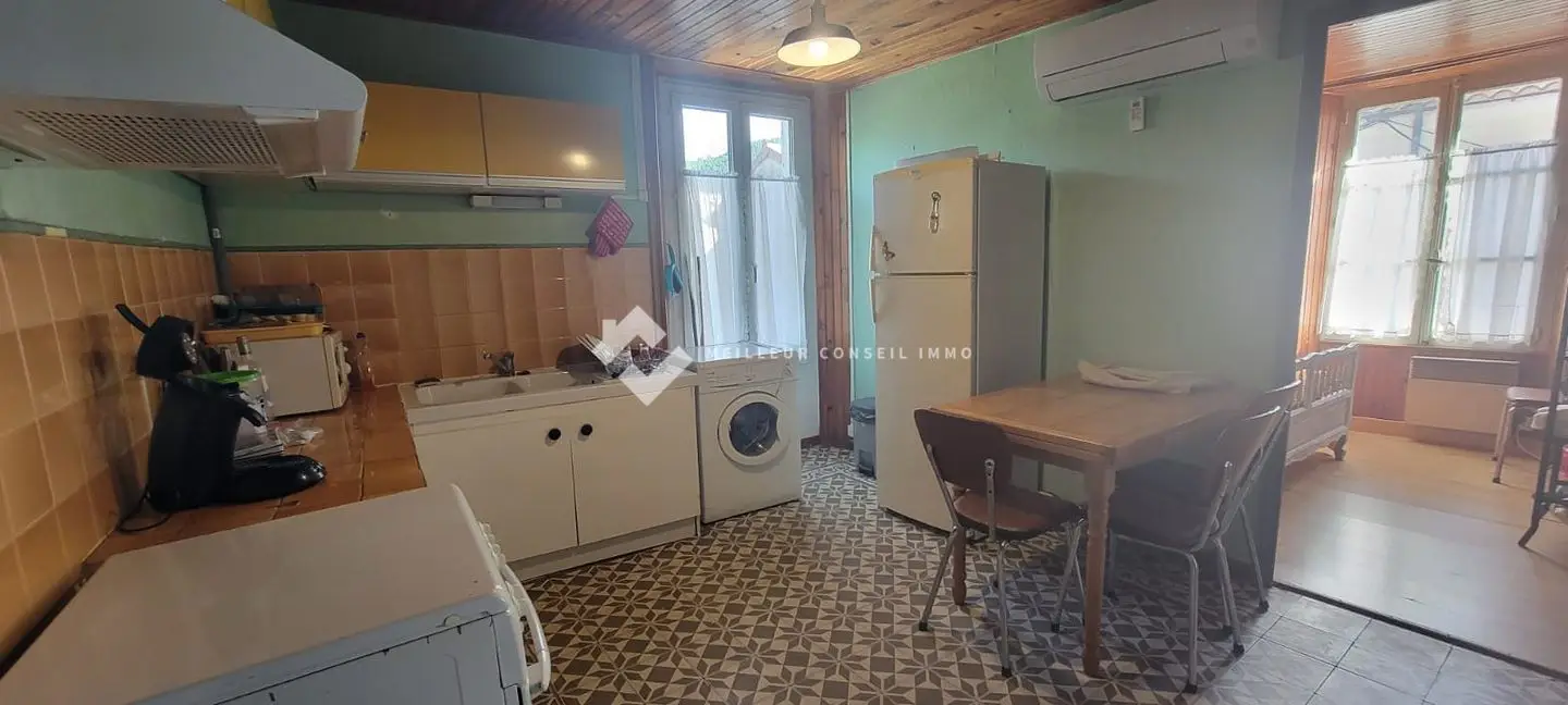 Apartment for sale in Besseges — 2 bedrooms, 52 m² photo 3