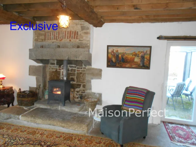 Exclusive – Looking for Peace, Quiet, Nature, Land, with Detached 2 Bedroom Cottage? you just Found it ! photo 4