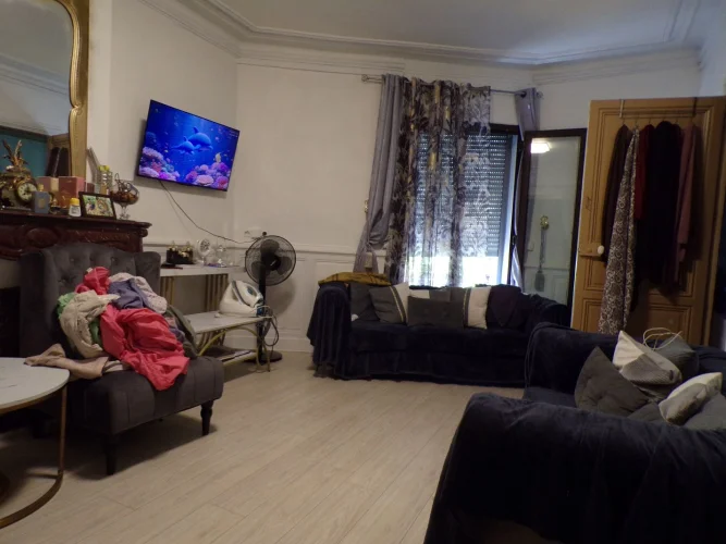 5 Rooms Living Room photo 3