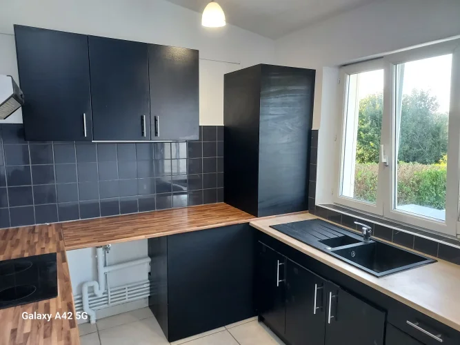 Charmindg 3-Bedroom House with Private South-Facing Garden in Boulogne Sur Mer photo 2