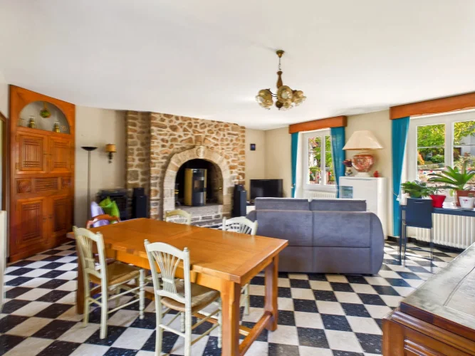 A Superb House in a Highly Sought-after Village photo 2