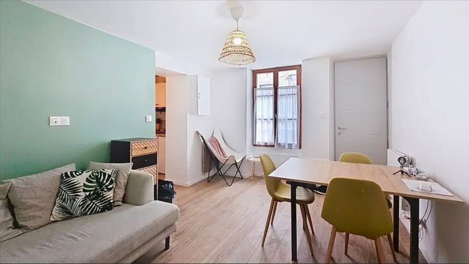 Apartment for sale in Fontainebleau — 2 bedrooms, 44 m² photo 3
