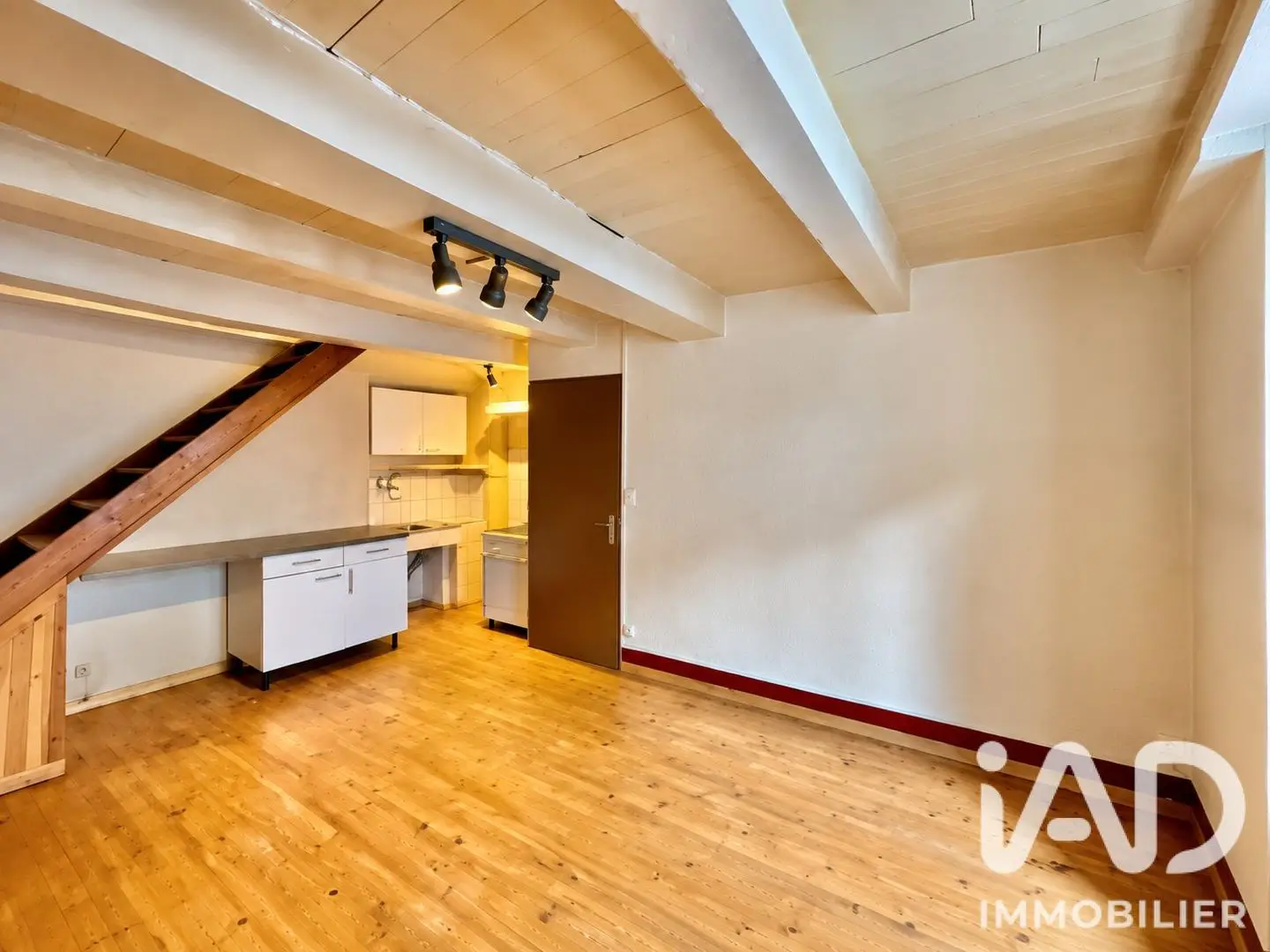 House for sale in Riols — 1 bedroom, 38 m² photo 4