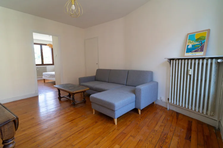 Pleasant 4-Room Apartment with an Unobstructed View photo 2