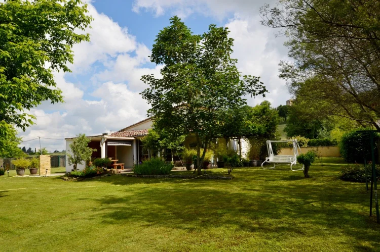 Two-House Property photo 3