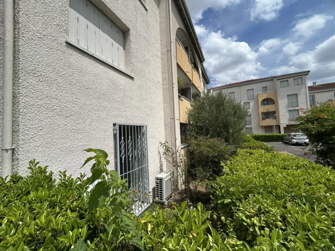 North Toulouse, Near the Metro, 4-Room Ground-Floor Apartment in a Secure Residence! photo 2