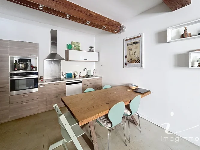 Characterful T4-Type House in Pignan photo 3