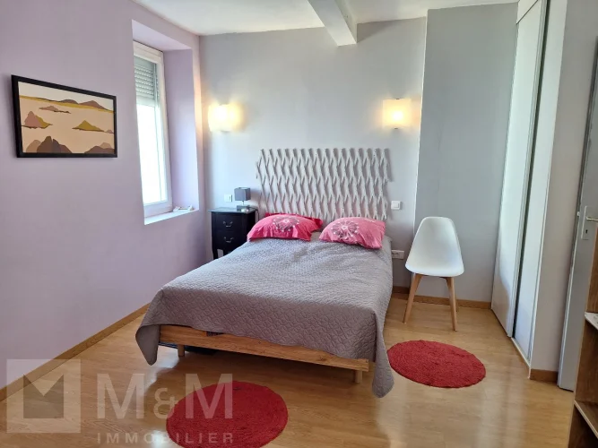 M&M Immobilier Offers you this Renovated House Loc photo 3