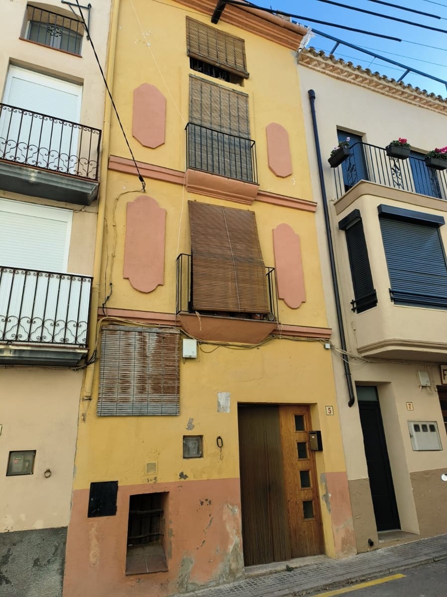 Townhouse for sale in Tivissa, Tarragona photo 2