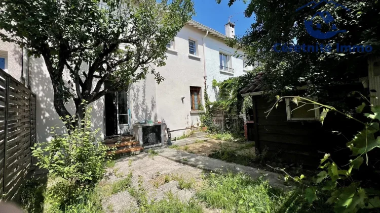 Ceret House with 4 Rooms