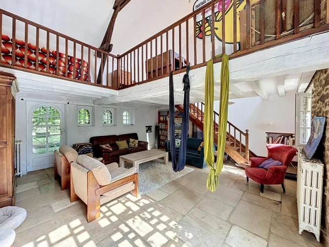 House with 6 Rooms photo 5