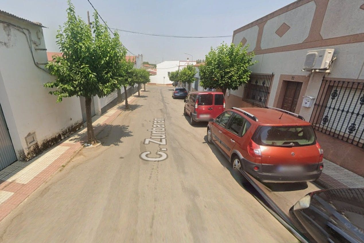 Villa for sale in La Albuera, Badajoz
