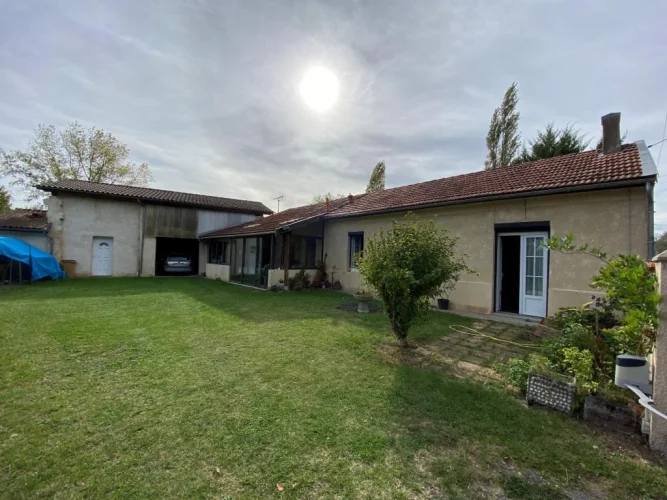 St Christoly House with Apartment on over One Hectare photo 3