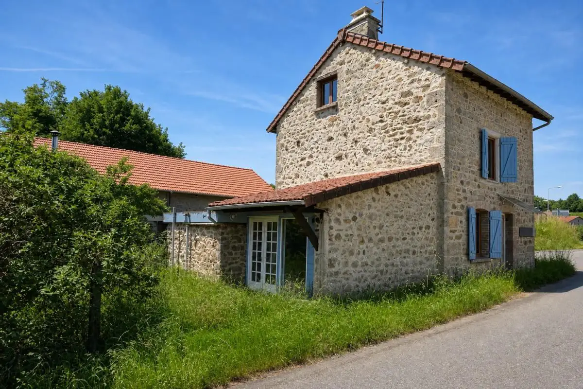 House for sale in Cheissoux — 3 bedrooms, 90 m² photo 5