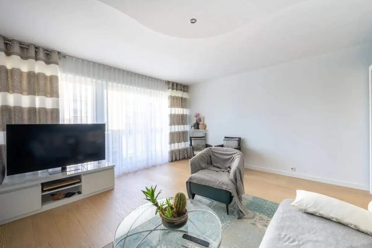 Apartment for sale in Eaubonne — 2 bedrooms, 80 m² photo 5