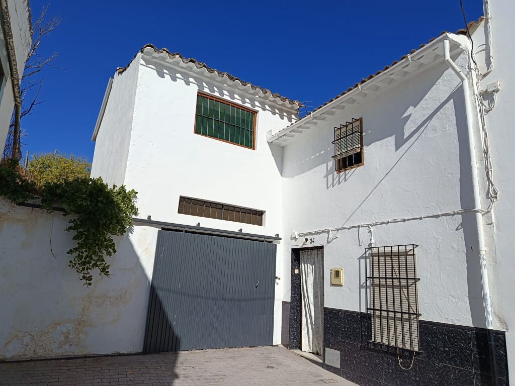 Townhouse for sale in Fuente-Tójar, Córdoba
