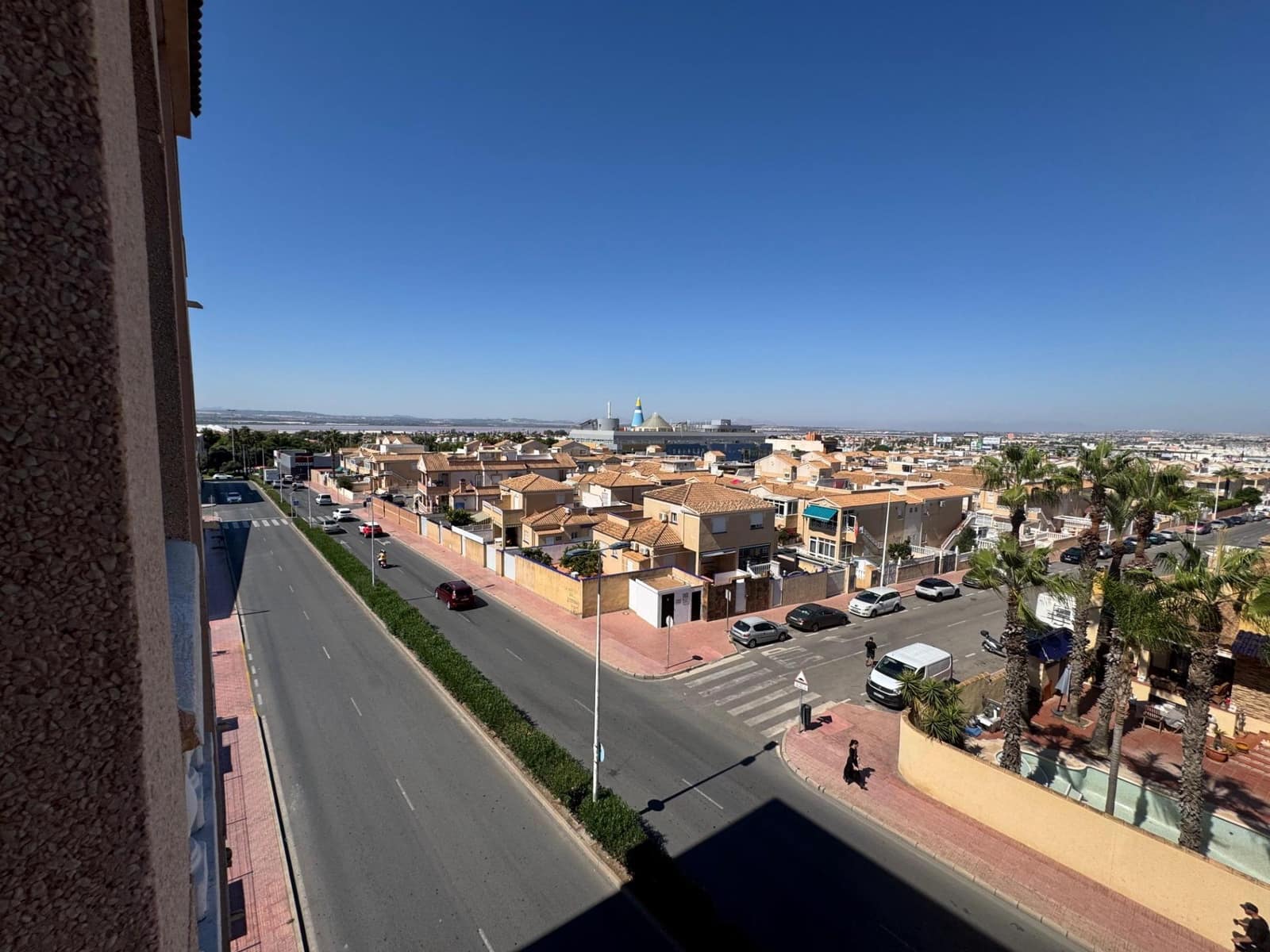 Apartment for sale in Playa de los Locos, Torrevieja, Alicante photo 5