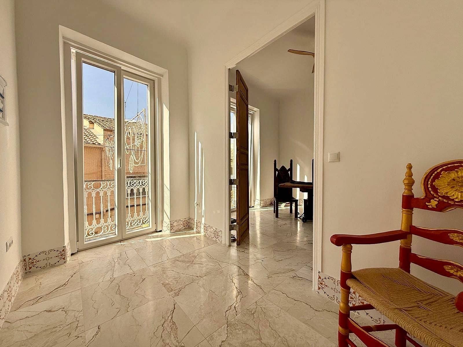 Apartment for sale in Pinoso, Alicante
