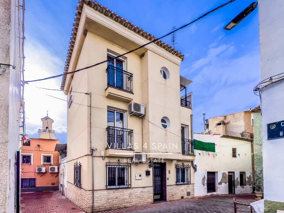 Town house in Calasparra, Murcia province