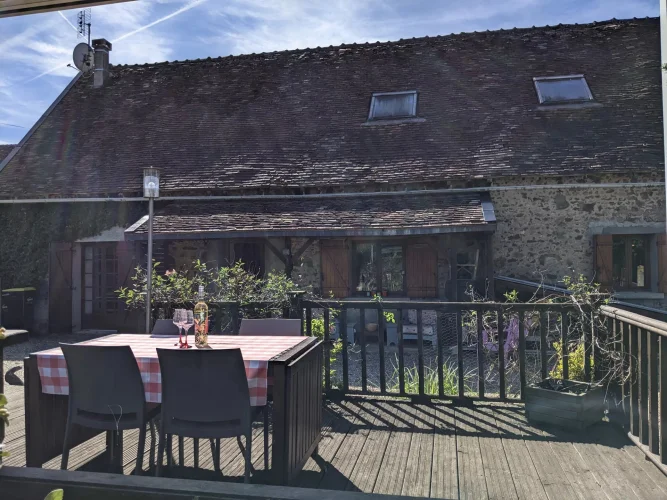 Delightful 3 Bedroom Character Cottage in the Vienne photo 2
