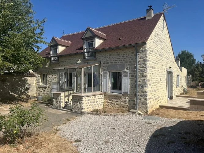 House with 5 Rooms