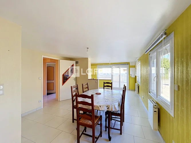 Three-Room Apartment for Sale in Jullouville – Ideal Second Home photo 4
