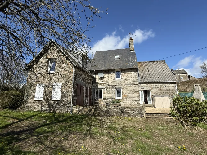 Country Stone Cottage in Beautiful Mid Normandy