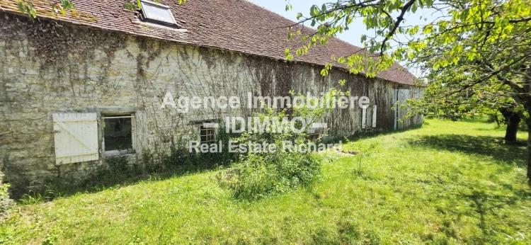 For Sale: a Rough Diamond in the Heart of Nature, Saint-Loup-Des photo 2