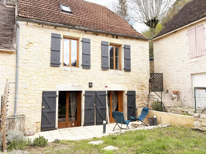 Pretty Stone House with Garden