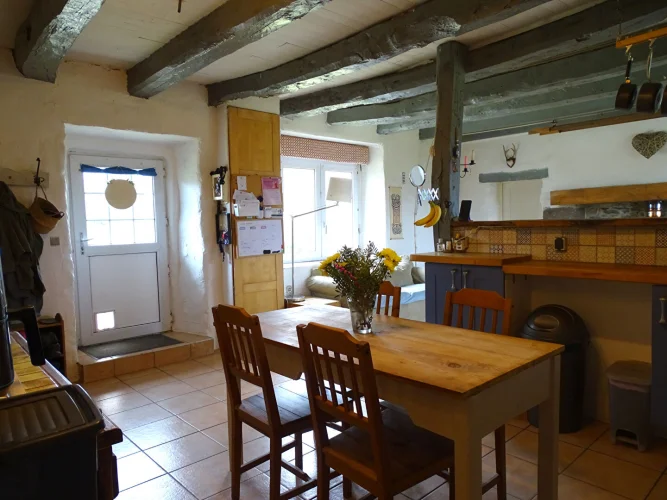 Cotes D'armor. A Detached 2 Bed Stone Set in the Countryside with a 79m² Barn , Near Kergrist-Moëlou photo 5