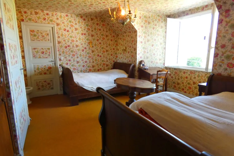 Aurillac House with 5 Bedrooms Plus a 2-Room Apartment photo 5