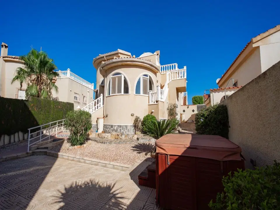 Villa in Ciudad Quesada, Alicante province
