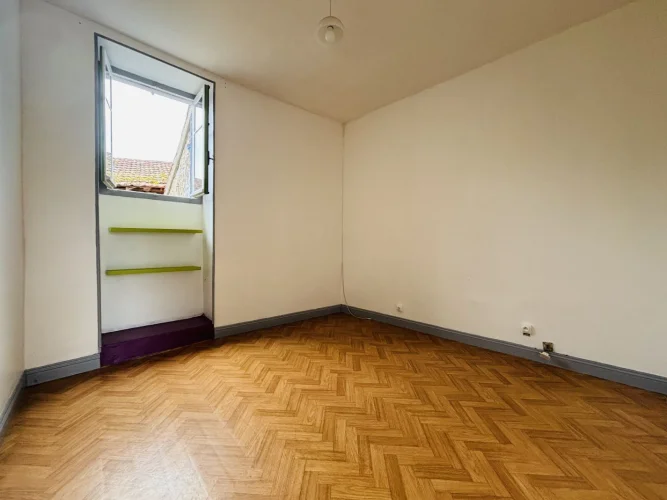 Terraced House photo 4