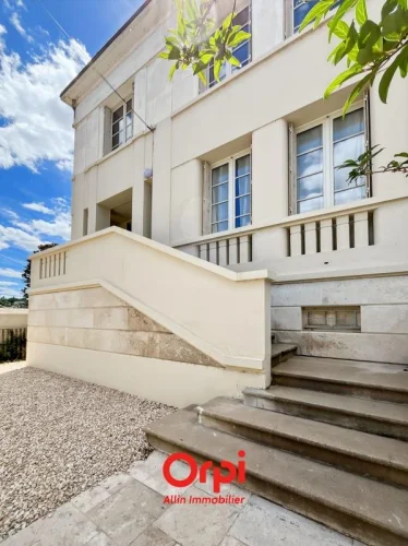 T4 House in City Centre
