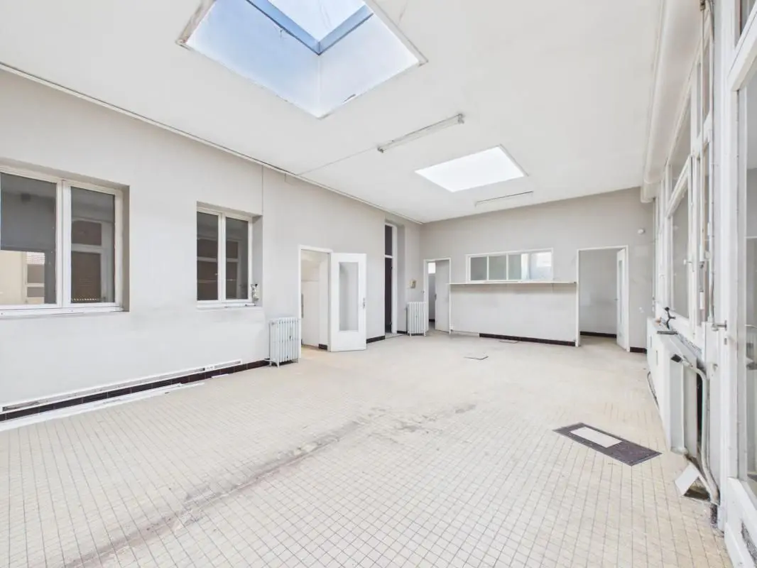 House for sale in Denain — 4 bedrooms, 300 m² photo 5