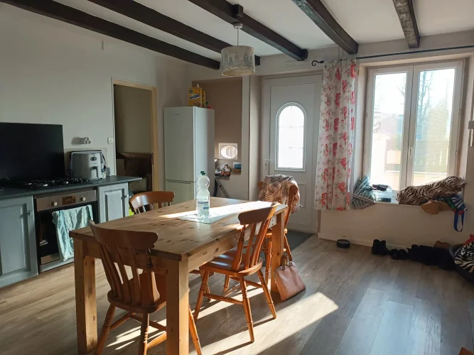 2 Bedroom House with Workshop and Land photo 4