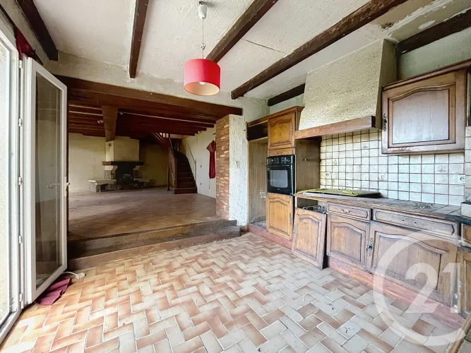 Béziers House in Need of Total Renovation Commanding View of the Orb Valley Great Potential. For photo 4