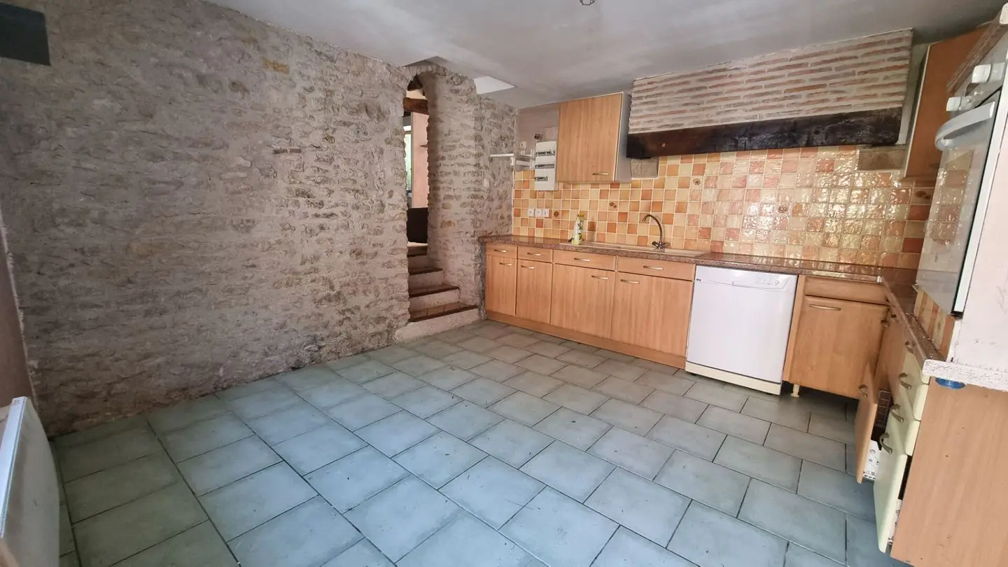 House for sale in Villequiers — 2 bedrooms, 112 m² photo 5