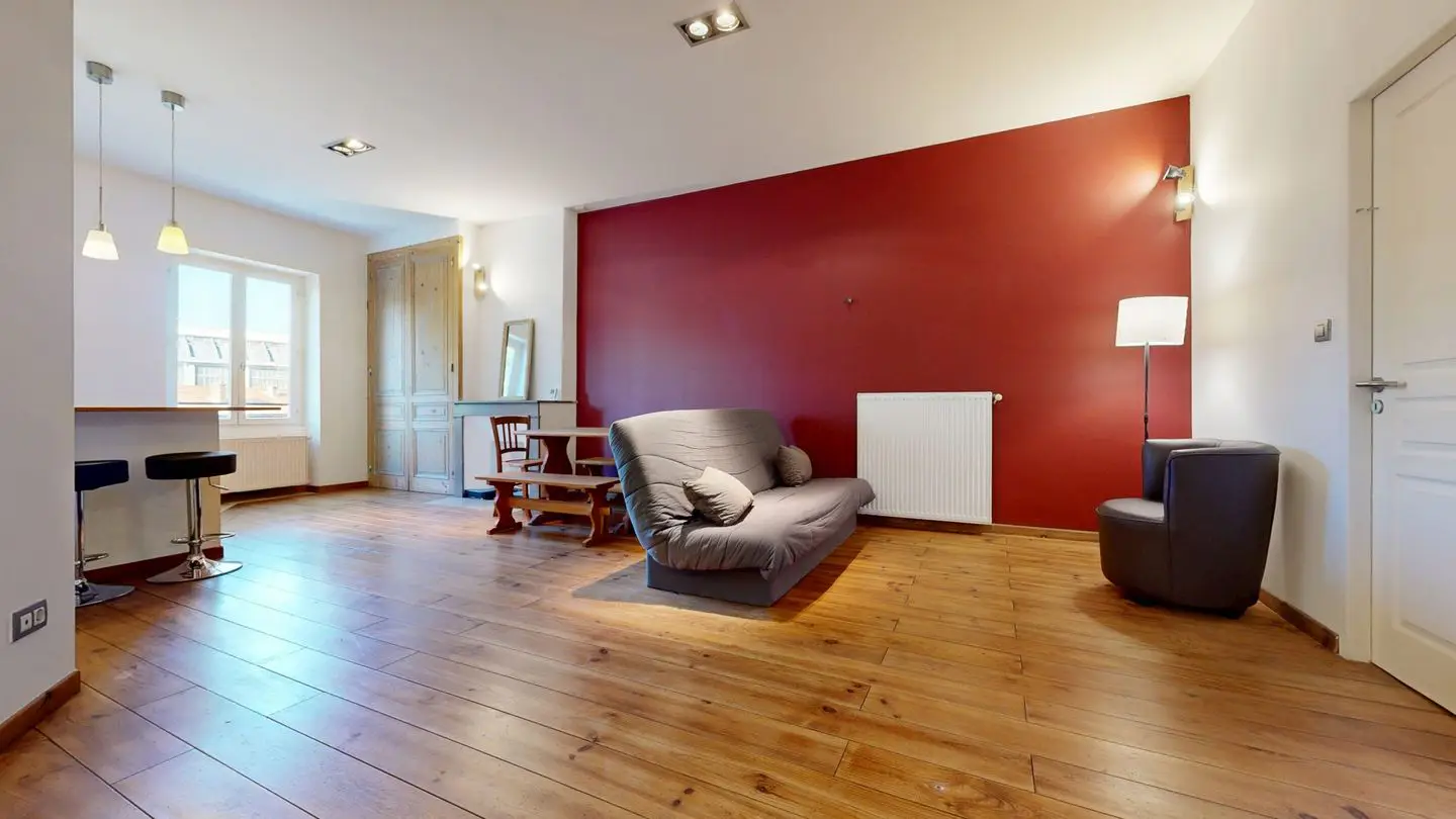 Apartment for sale in Oullins-Pierre-Bénite — 2 bedrooms, 67 m²
