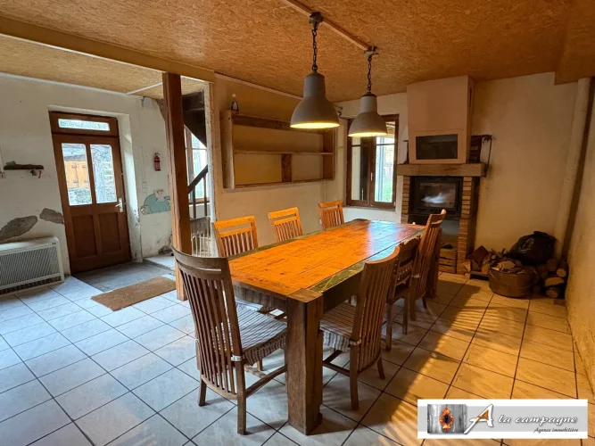 Large House, Ideal for Single-Level Living, with over Half a Hectare of Land. photo 5