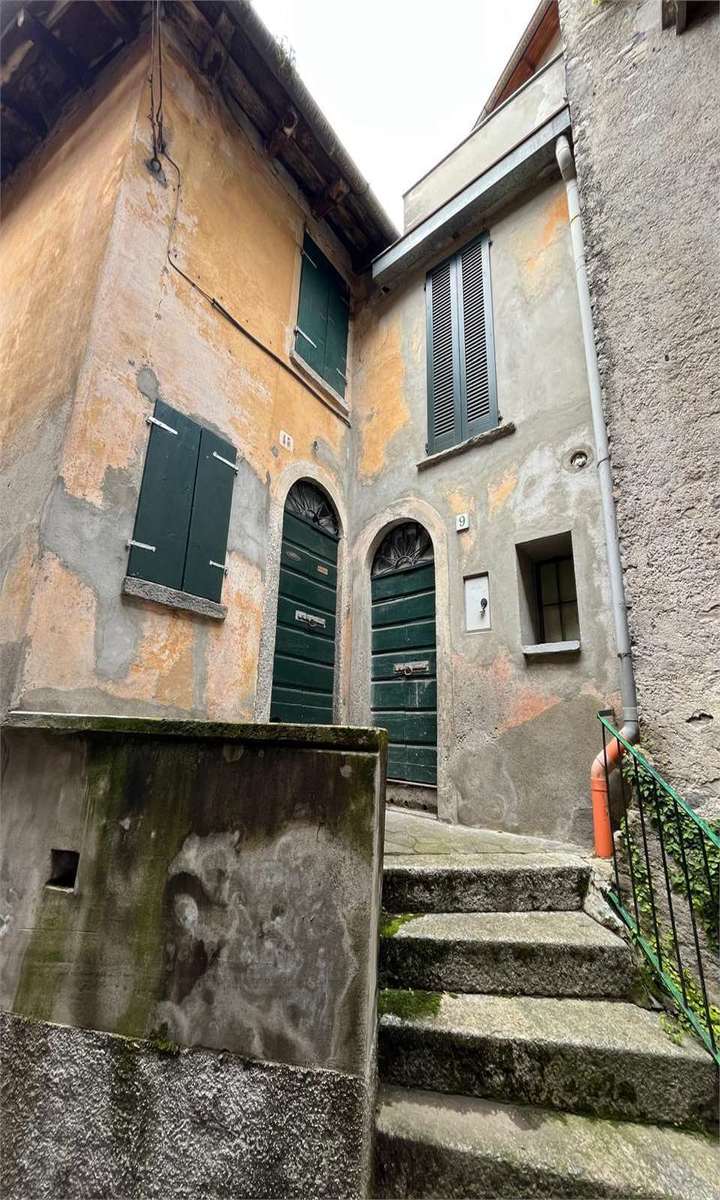 3 bedrooms semi-detached house, 100 m² Faggeto Lario, Como (province) Lake Como photo 3