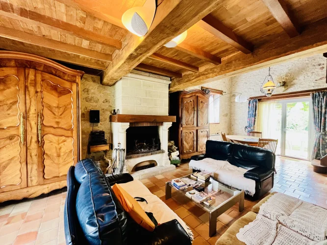 Charming Stone House with Swimming Pool and Studio photo 4