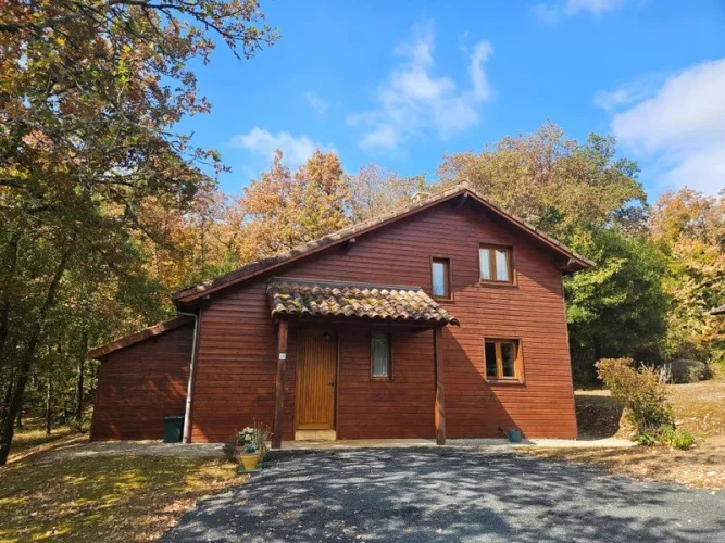 3 Bed Chalet on Golf Course Near Souillac