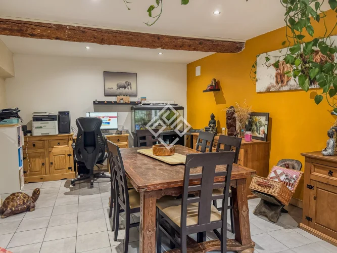 Charming Renovated Village House with Courtyard and Garden photo 5