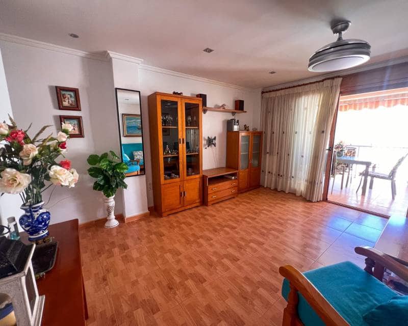 Apartment for sale in Guardamar Playa, Guardamar del Segura, Alicante photo 2