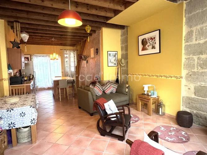 A Beautiful Village House with an Inner Courtyard. photo 5